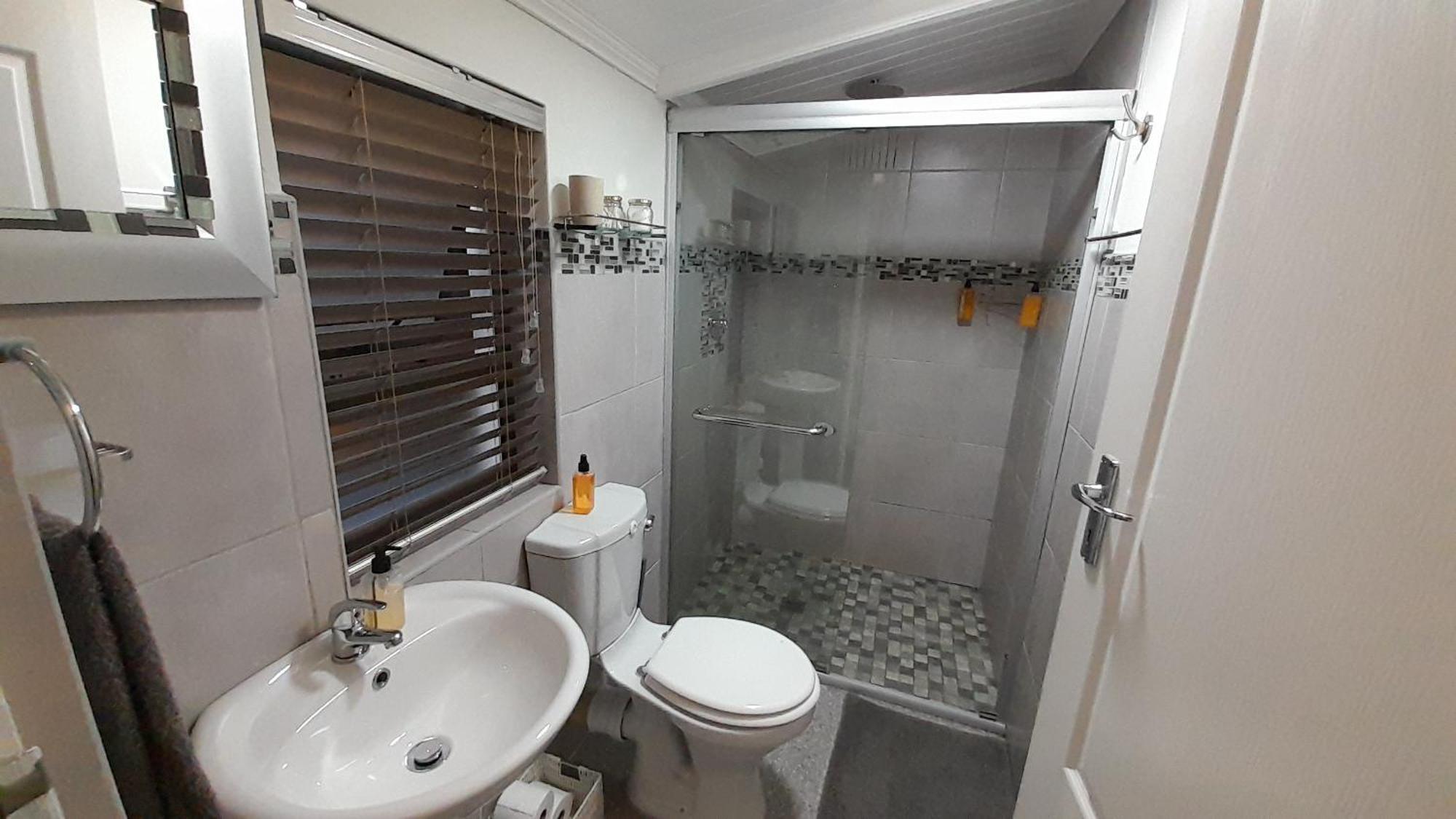 פארו Vergenoegd Guesthouse מראה חיצוני תמונה